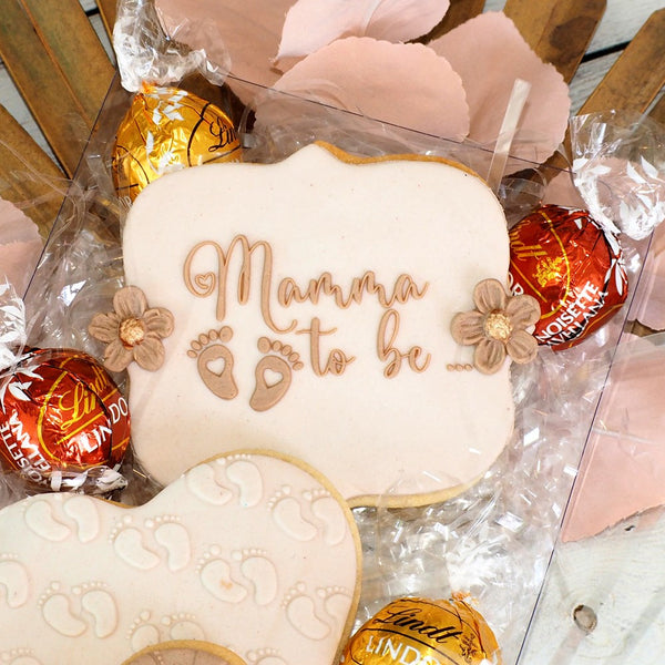 Mamma to be  Raise It Up / Deboss Cookie Stamp