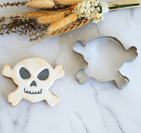 Skull & Crossbones Stainless Steel Cookie Cutter