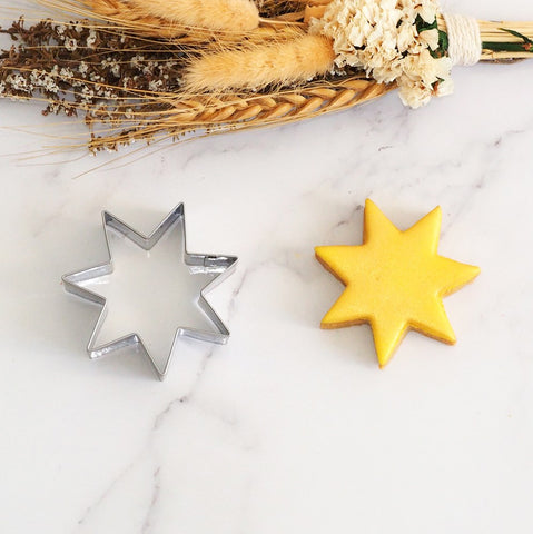 Star 7 pt or Commonwealth Star Medium 6cm Stainless Steel Cookie Cutter